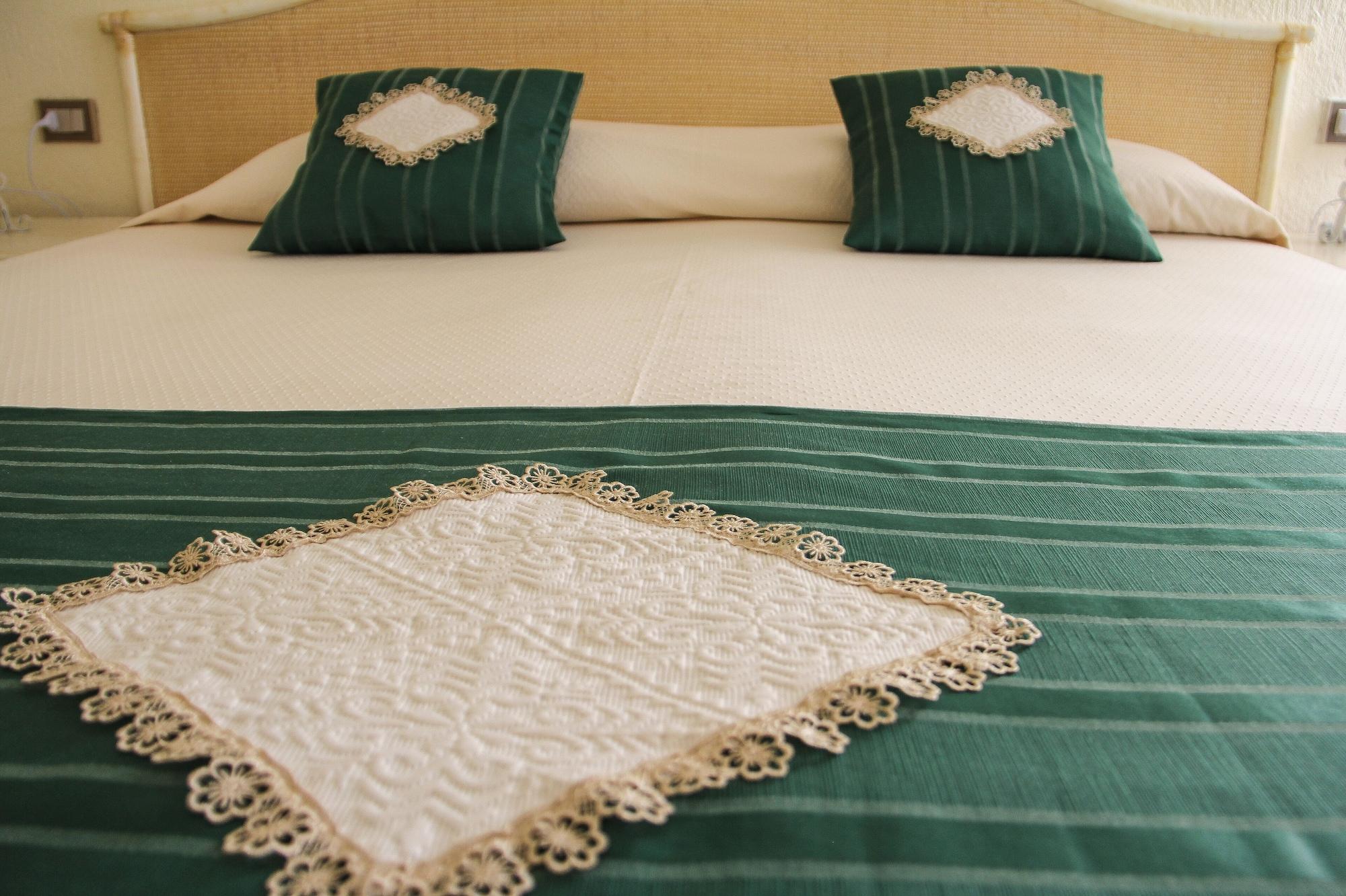 Albaruja Hotel คอสตาเรย์ ภายนอก รูปภาพ